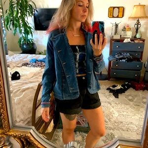 Like new Tommy Hilfiger stretchy denim jacket